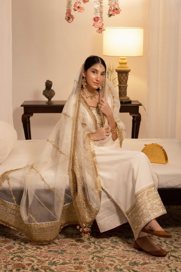 White Gold | 3 piece suit